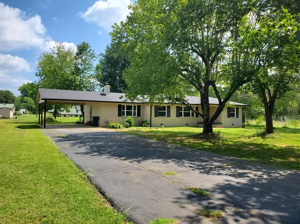 303 Orton Ave, Waverly, TN 37185