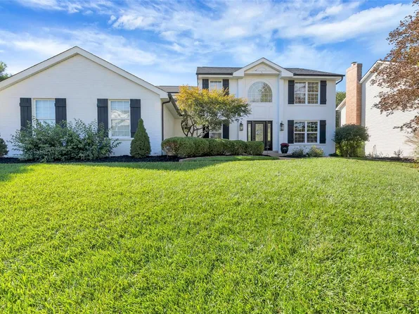 628 Thorntree Ln, Eureka, MO 63025