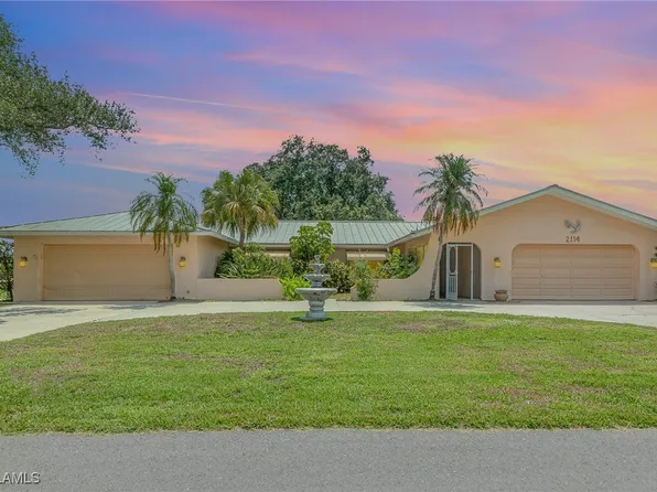 2114 Aruba Ave, Fort Myers, FL 33905