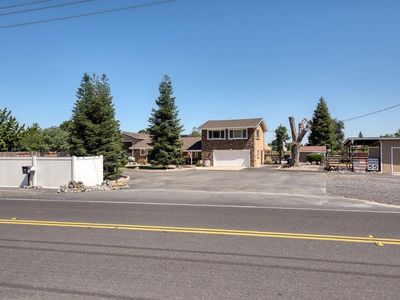 4907 E River Rd, Oakdale, CA, 95361