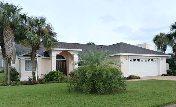 2nd image of 117 Village Del Lago Ln