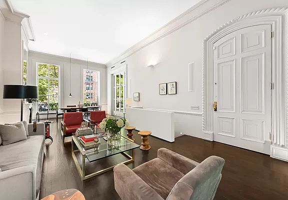 2nd image of 444 W 23rd St #B