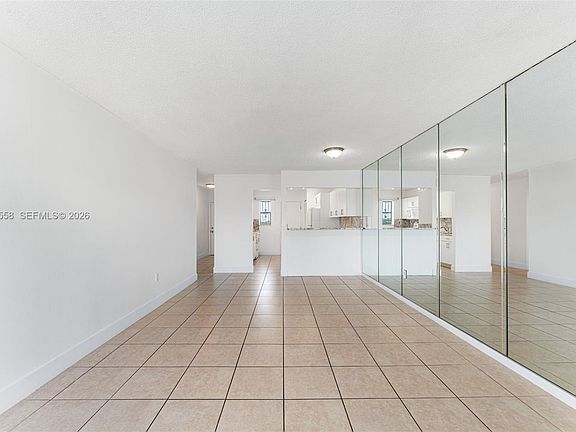 3rd image of 1950 W 54th St APT 412