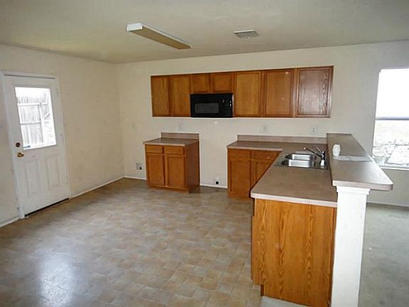 5th image of 6616 Erikaglen Dr