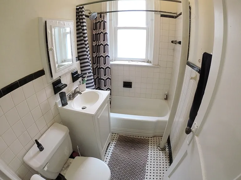 1450 Commonwealth Ave #11 — Photo 4