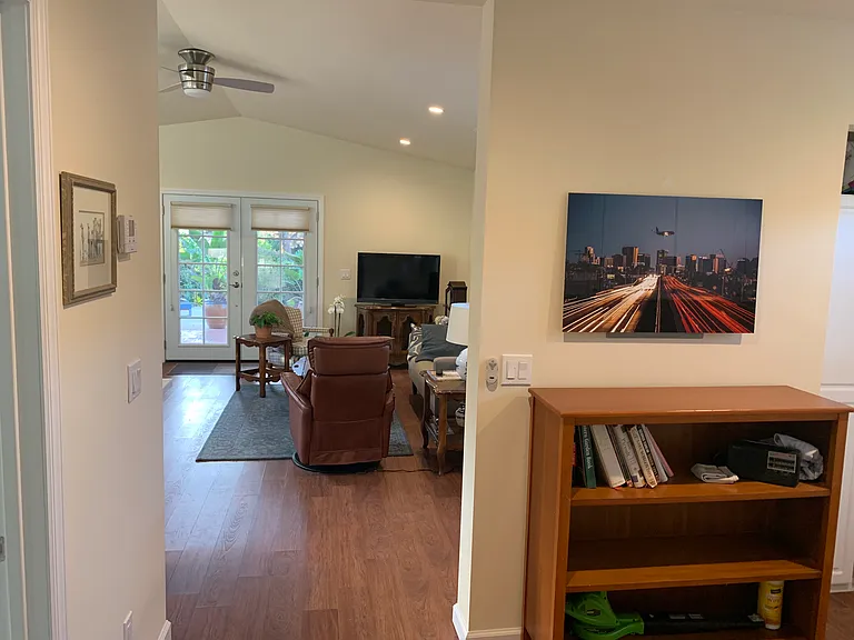 2555 Ardath Rd #B — Photo 10