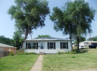 6052 Patterson St, Omaha, NE 68117