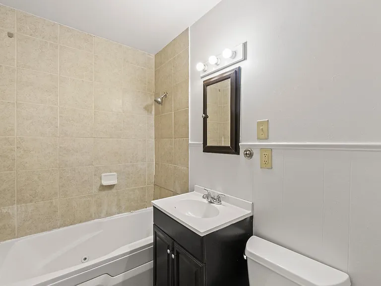 220 S Quebec Ave — Photo 12