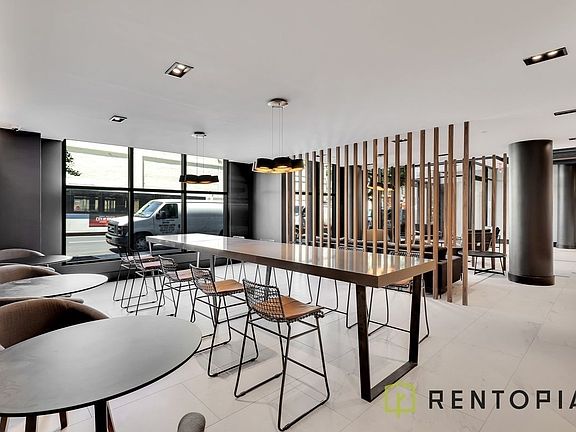5th image of 1134 Fulton St #806