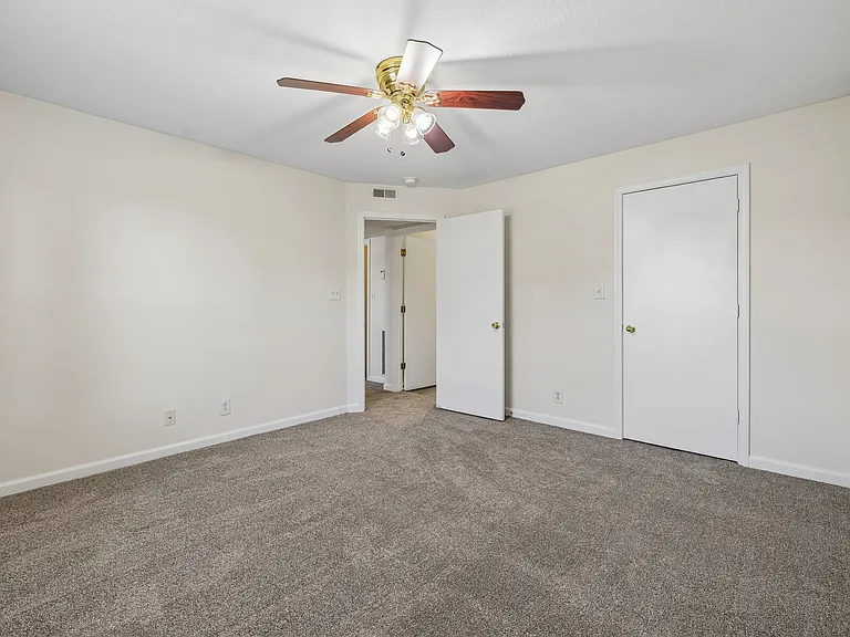 Legacy Village — Photo 145