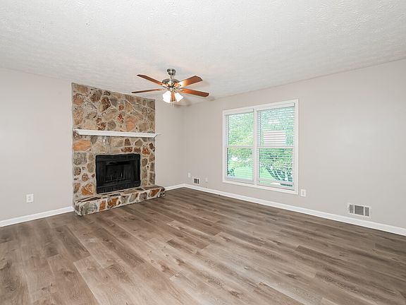 4th image of 2958 Quinbery Dr
