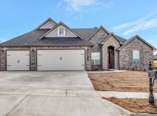 801 Carlock Dr, Pea Ridge, AR 72751