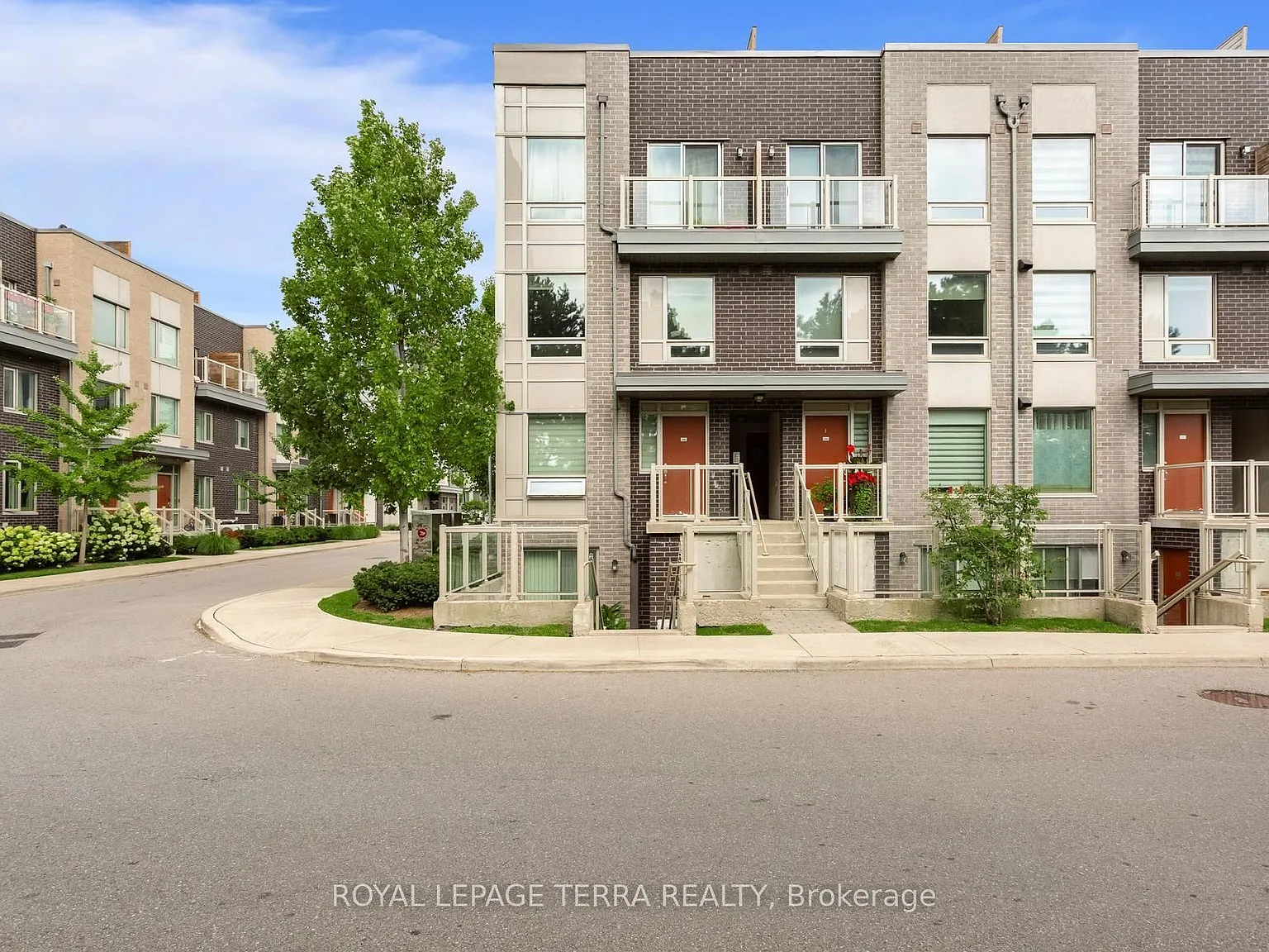 2 bed, $2,300 — Photo 2