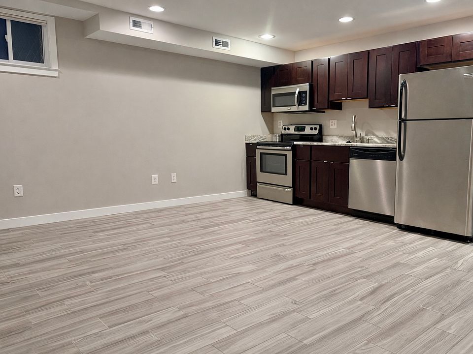 1st image of 1402 Decatur St NW