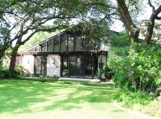201 Squires Row, Castle Hills, TX 78213