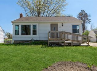 143 21st St SW, Cedar Rapids, IA 52404