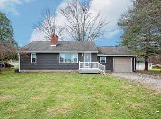 3930 Holbein Dr, Zanesville, OH 43701