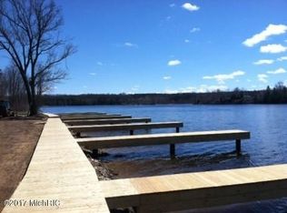 21879 Hilltop Cir, Stanwood, MI 49346