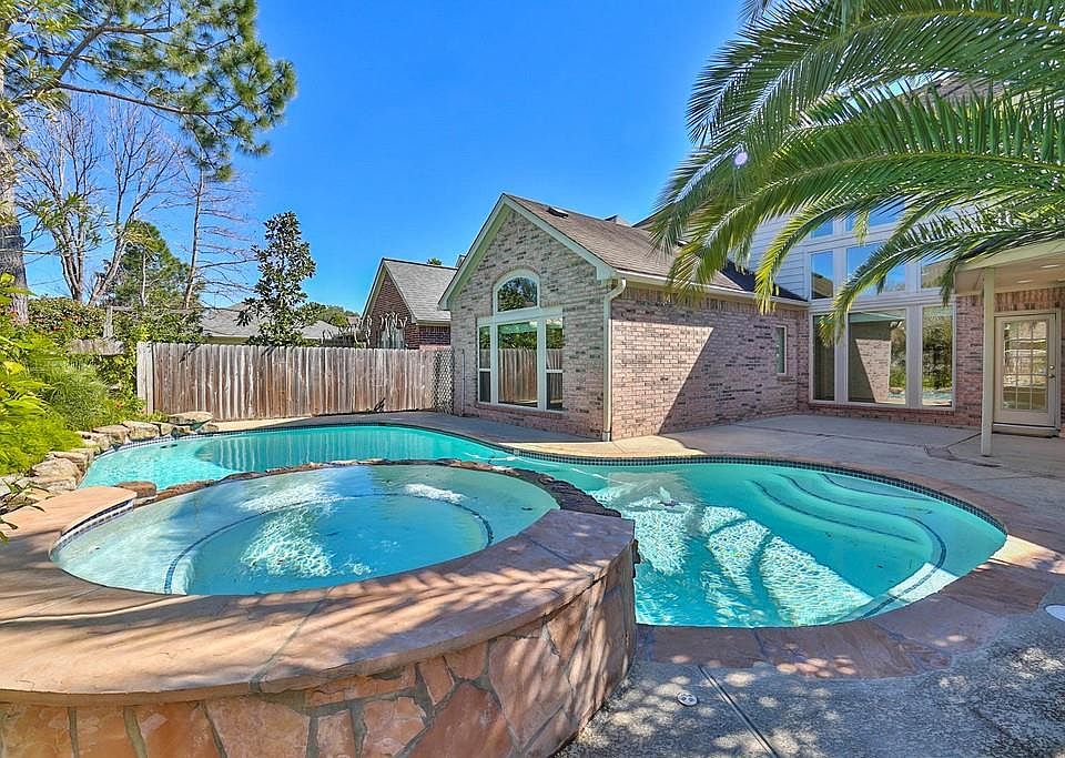 1st image of 22910 Cable Terrace Dr