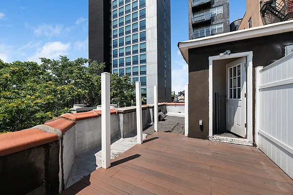 Rented by REAL New York | media 14