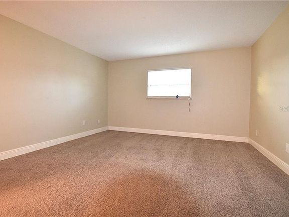 5th image of 710 Oakgrove Dr APT 122