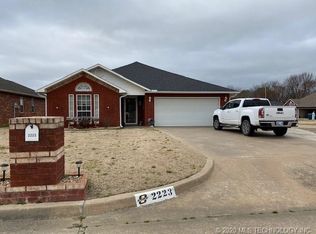 2223 Apple Blossom Ln, McAlester, OK 74501