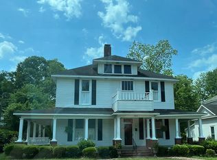 840 E Broad St, West Point, MS 39773