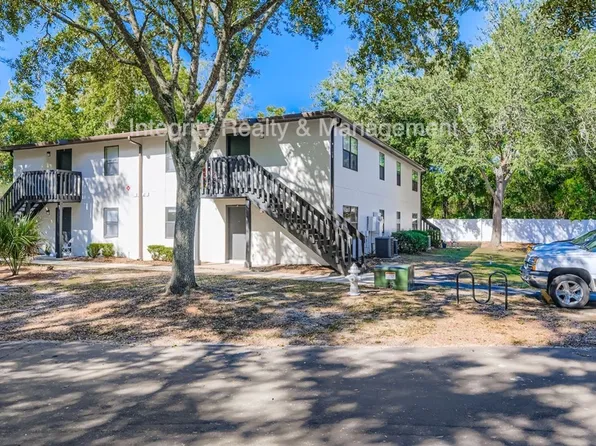 Parkridge Apartments