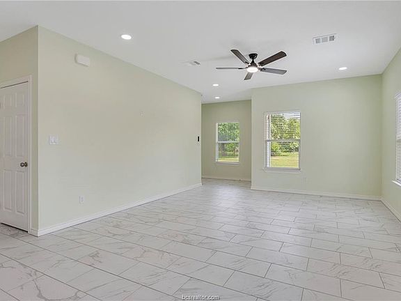 5th image of 1400 W 18th St