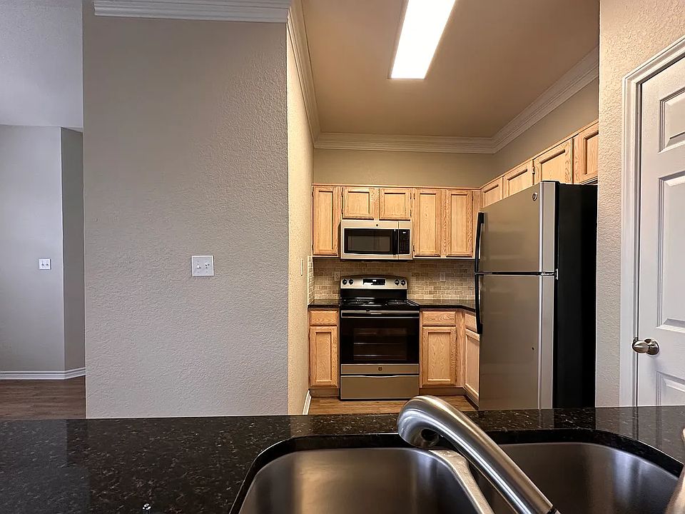 upgraded unit kitchen