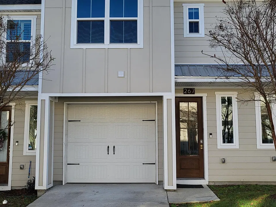 267 Junction Ave
