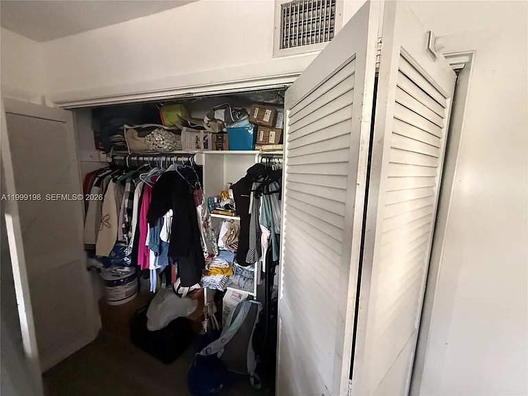 141 NE 10th Ave #17B — Photo 20