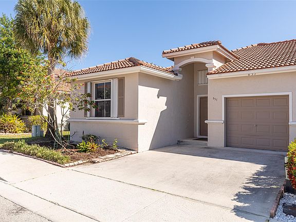 3rd image of 857 NW 133rd Avenue