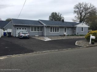 53 Sea Breeze Rd, Toms River, NJ 08753