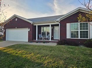 2001 Paddock Loop, Lawrenceburg, KY 40342