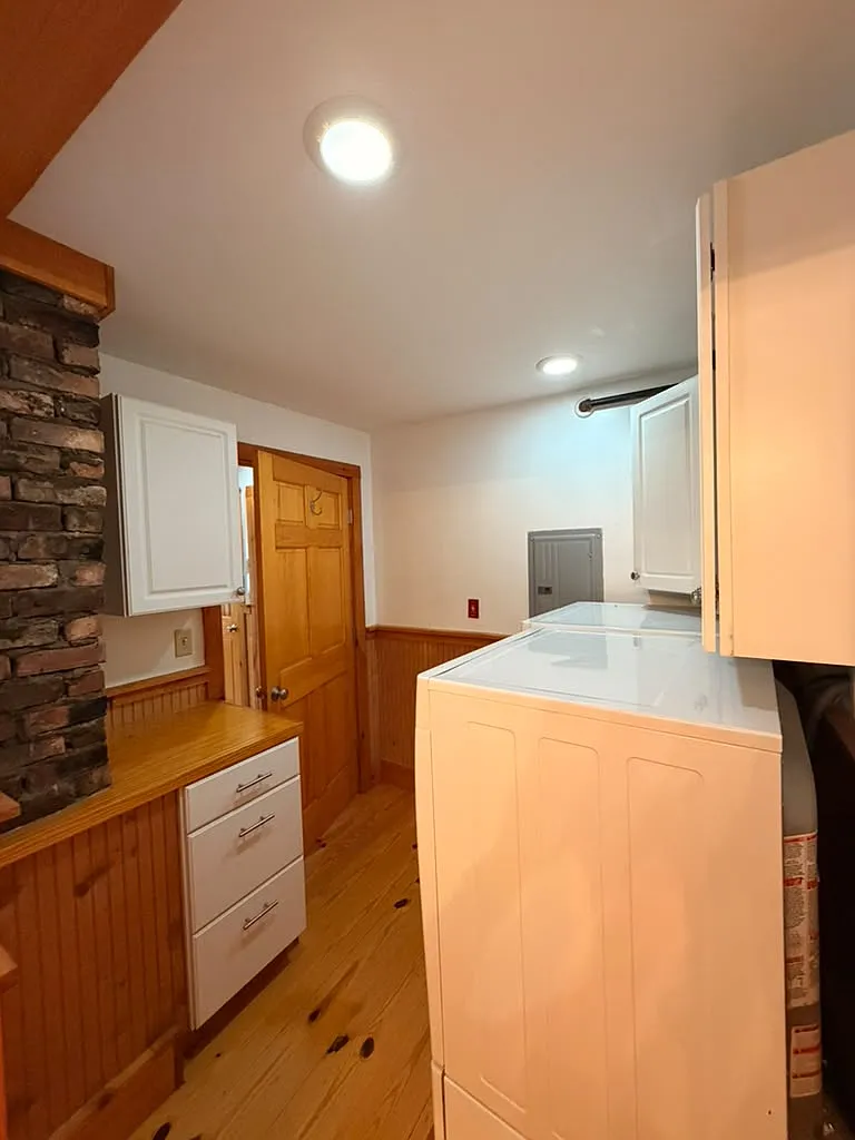 2 bed, 1000 sqft, $2,090 — Photo 4