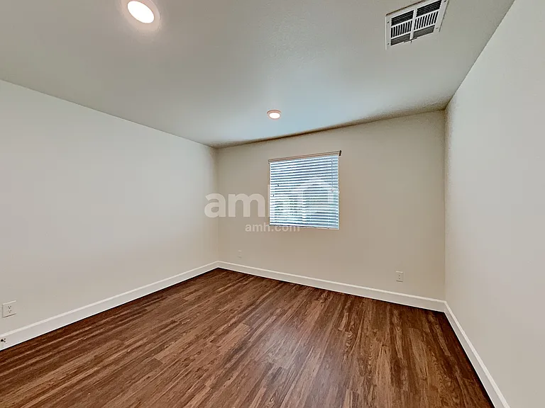 5321 Klinker Brick St — Photo 10