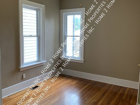 4th image of 1182 Howard Ave