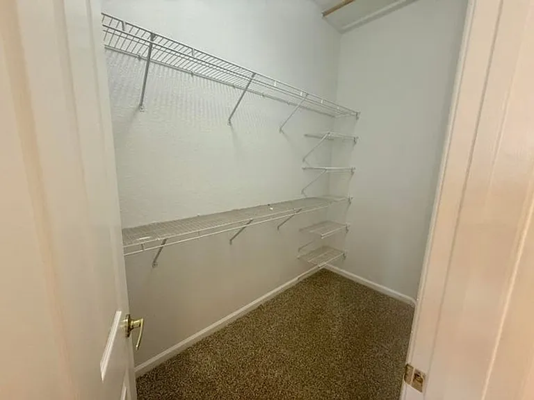 9041 Bay Harbour Cir — Photo 13