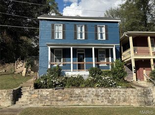 525 Walnut St, Hannibal, MO 63401