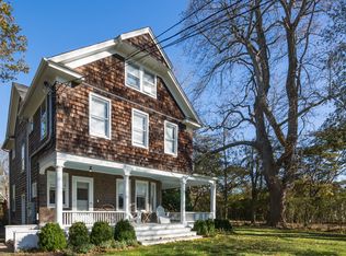 35 Meetinghouse Ln, Amagansett, NY 11930