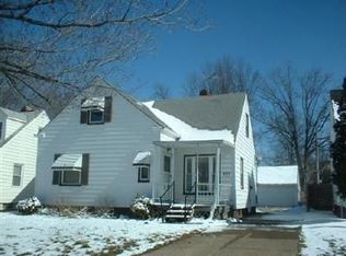 435 E 275th St, Euclid, OH