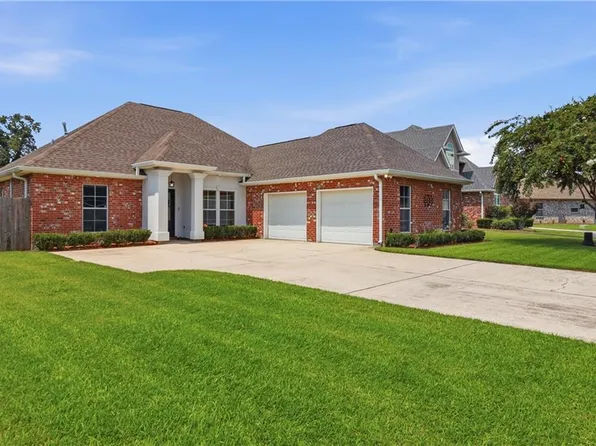 805 Country Cottage Blvd, Montz, LA 70068