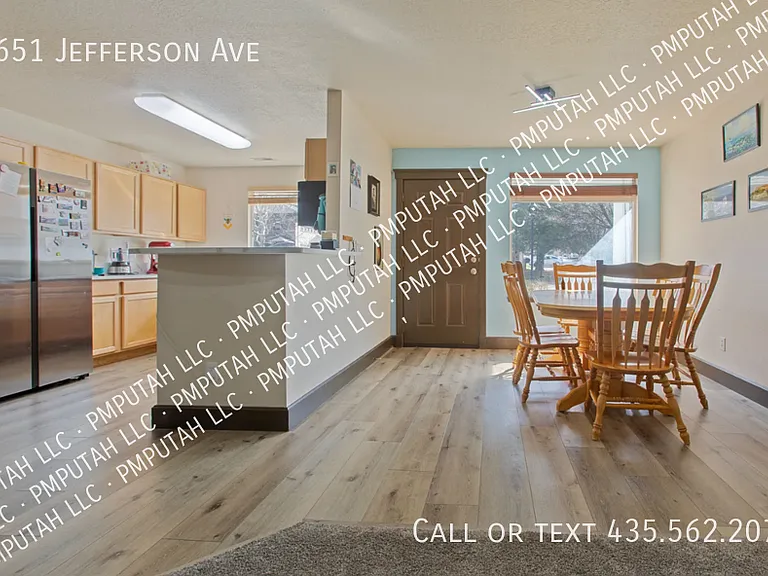 2651 Jefferson Ave — Photo 5