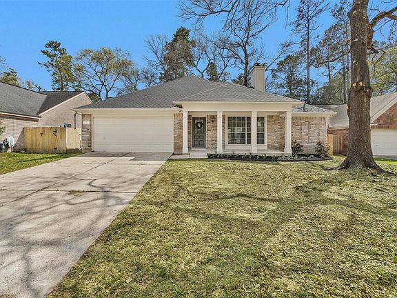 2nd image of 7 Amber Fire Pl