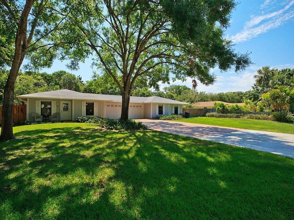 1st image of 9436 Seagrape Dr