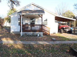 128 N George St, Hurst, IL 62949