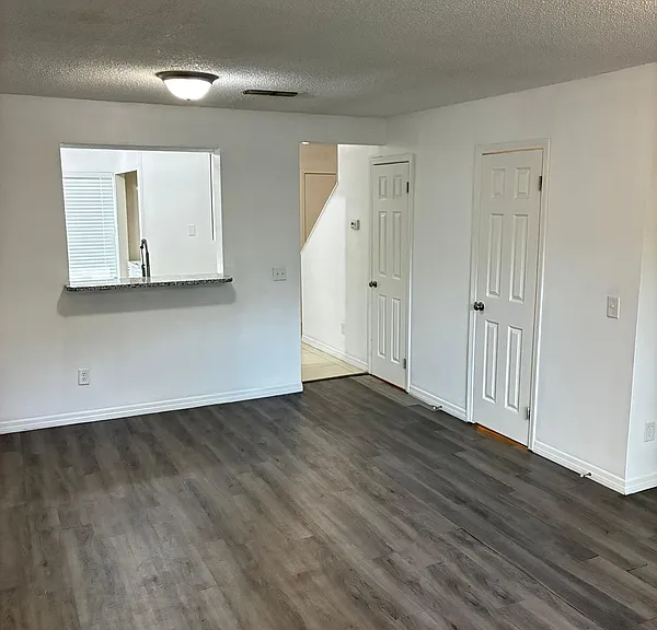 5640 Ansley St #106 — Photo 4