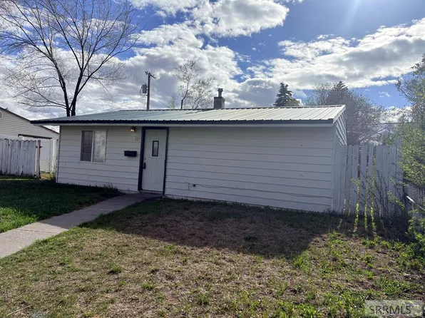 325 NW Bonneville Dr, Idaho Falls, ID 83401