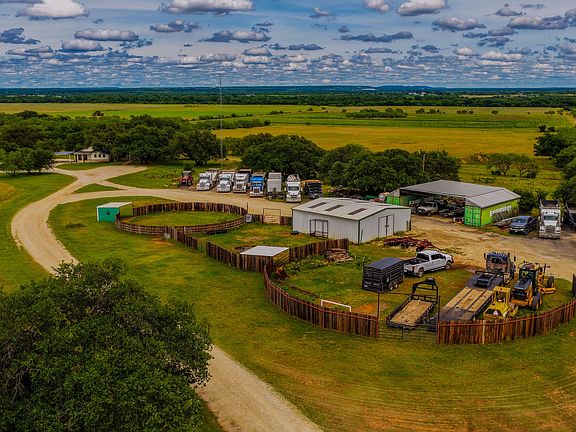 4th image of 451 Rosser Ranch Rd